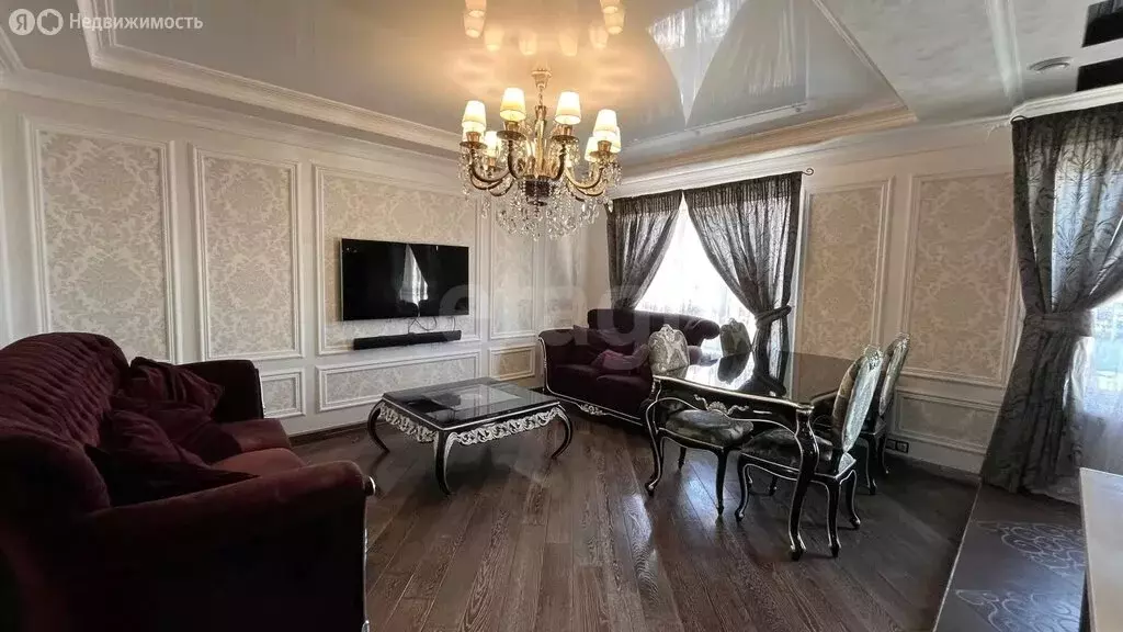 3-комнатная квартира: Петропавловск-Камчатский, улица Топоркова, 9/8 ... - Фото 2