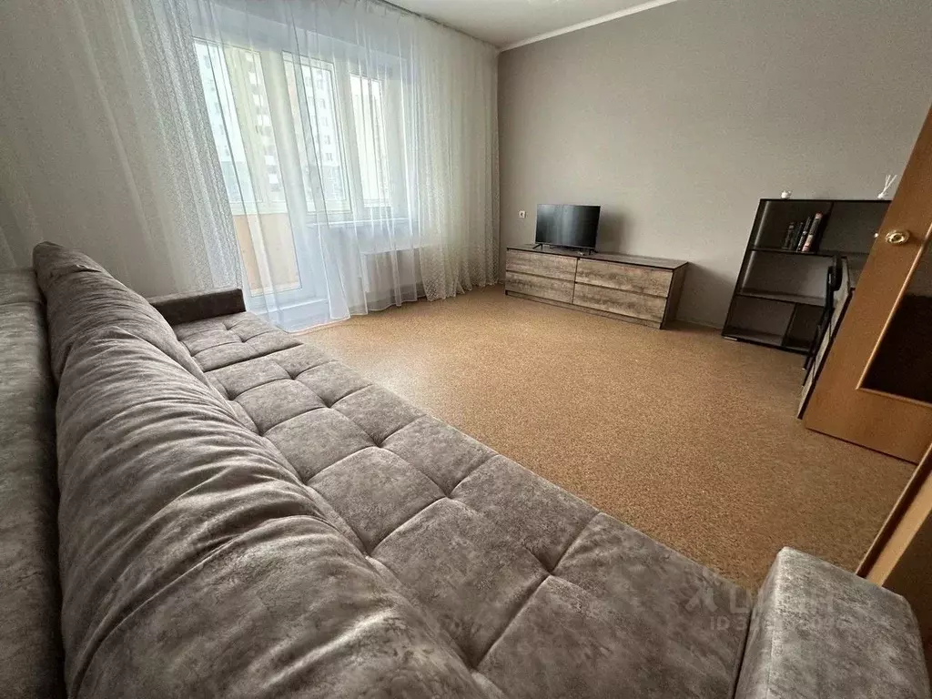 1-к кв. Челябинская область, Челябинск ул. Братьев Кашириных, 156а ... - Фото 1