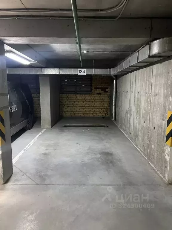 Гараж в Татарстан, Казань ул. Гарифа Ахунова, 22А (17 м) - Фото 1