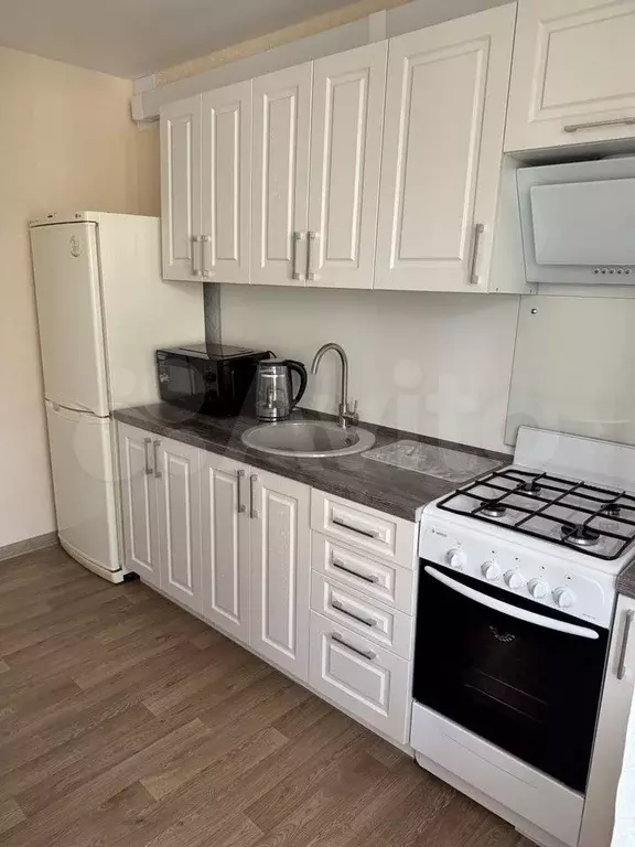 2-к. квартира, 54 м, 6/9 эт. - Фото 1