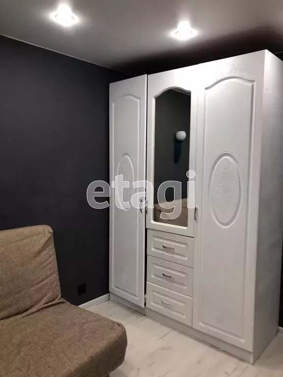 Квартира, 3 комнаты, 57.6 м - Фото 0
