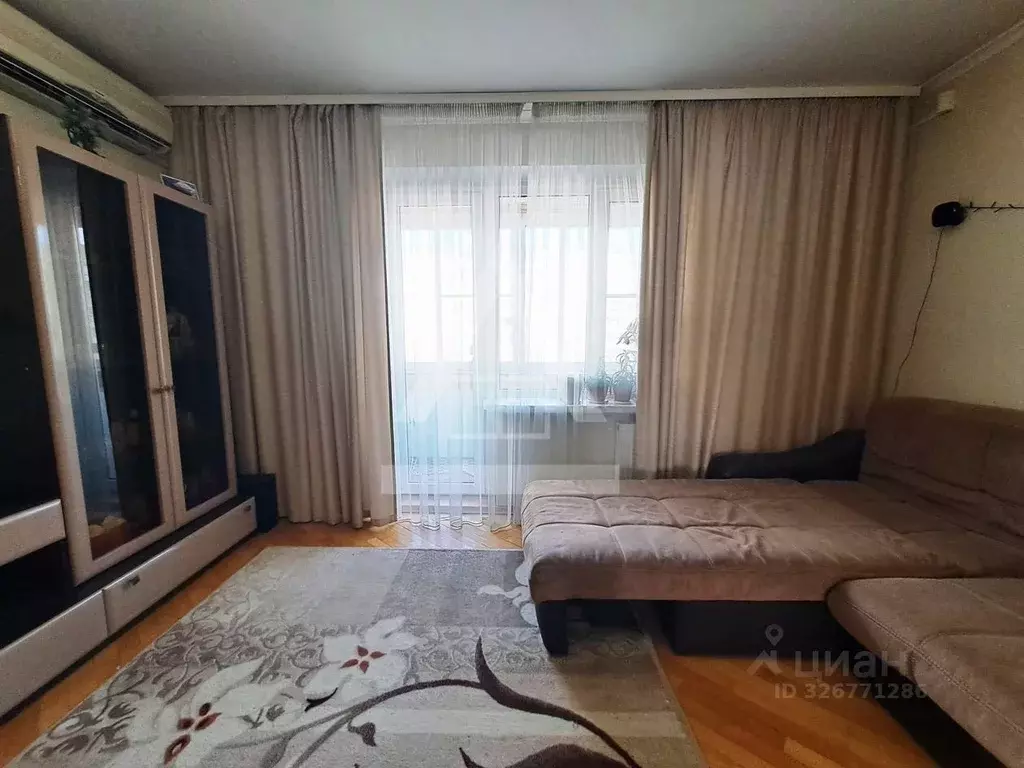 3-к кв. Челябинская область, Челябинск ул. Энгельса, 99А (70.3 м) - Фото 1