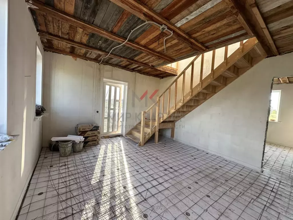 Дом в Хакасия, Абакан ул. Муслима Магомаева, 29 (300 м) - Фото 2