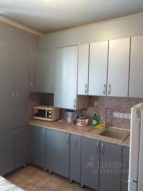 2-к кв. Краснодарский край, Анапа Пионерский просп., 107А (70.0 м) - Фото 1