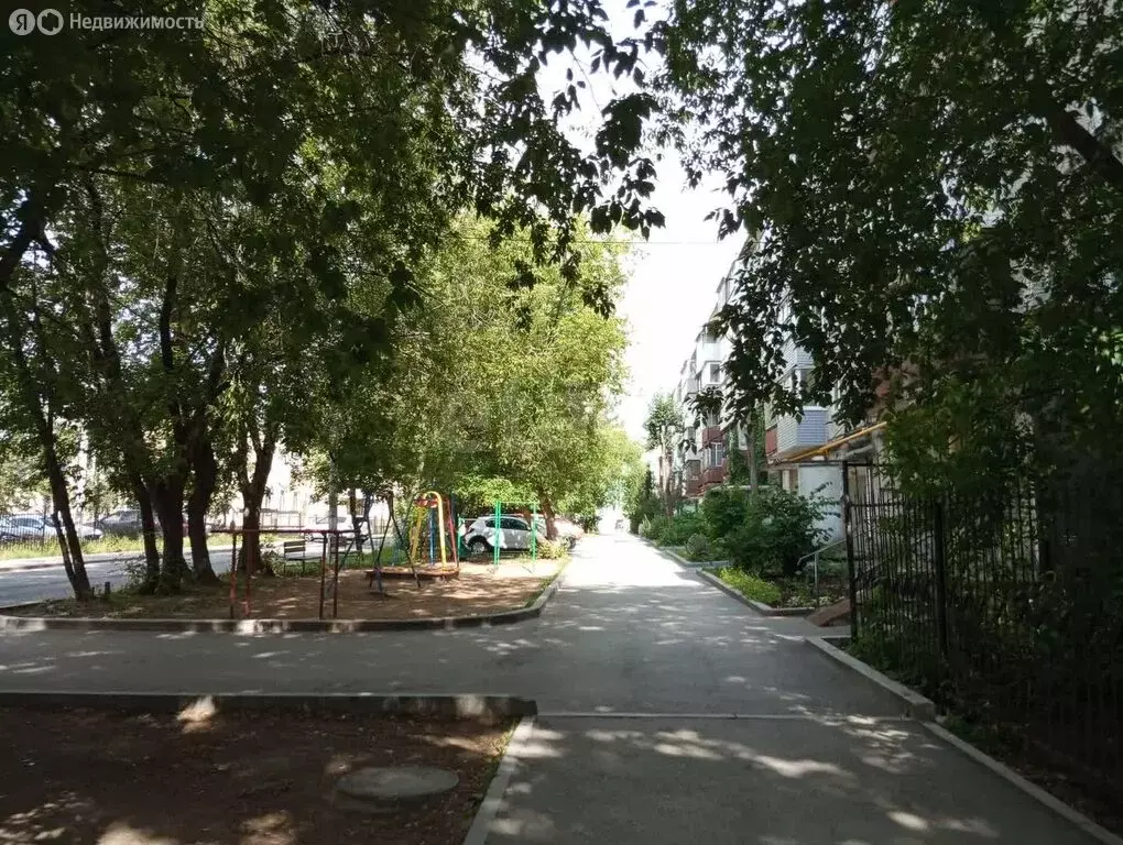 2-комнатная квартира: Пермь, улица Александра Матросова, 6 (47 м) - Фото 1