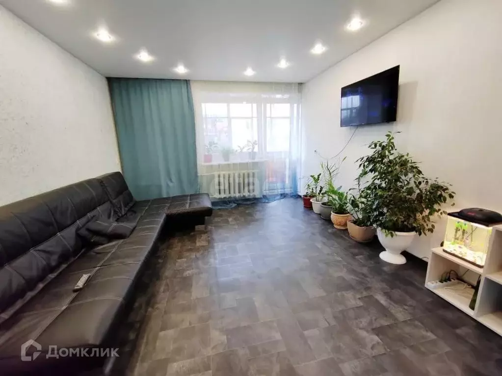 Продаётся 4-к квартира, 71.6 м - Фото 0