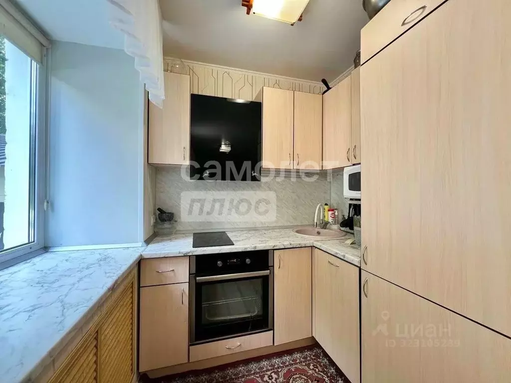 2-к кв. Тюменская область, Тюмень Карская ул., 21 (40.0 м) - Фото 1