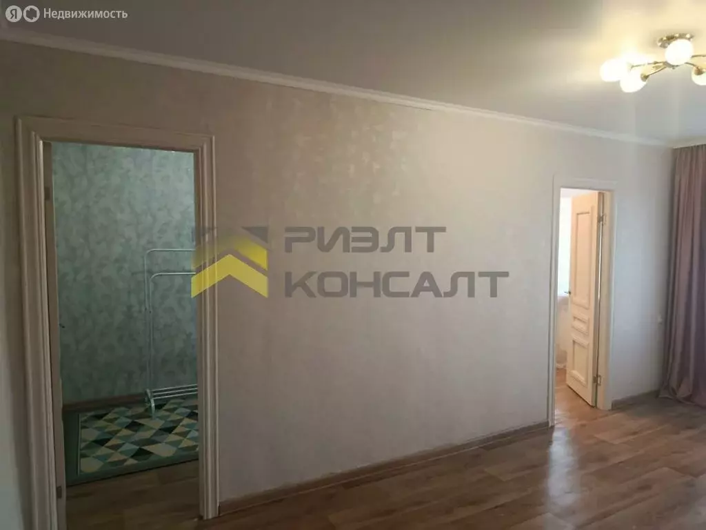 2-комнатная квартира: Омск, Космический проспект, 25 (46 м) - Фото 2