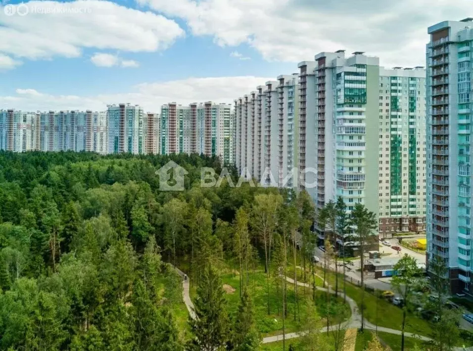 1-комнатная квартира: Красногорск, микрорайон Изумрудные Холмы, к20 ... - Фото 2
