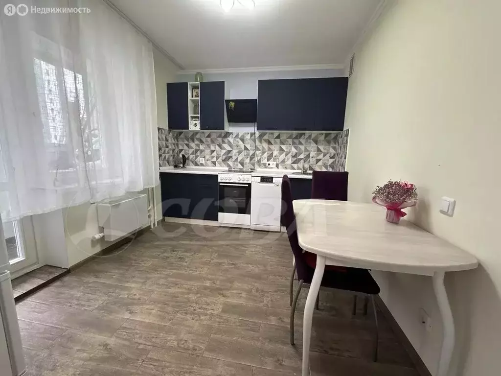 1-комнатная квартира: Тюмень, улица Монтажников, 34 (41 м) - Фото 1