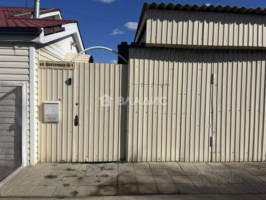 Дом в Бурятия, Улан-Удэ Аршан мкр, ул. Цветочная, 10 (126 м) - Фото 1