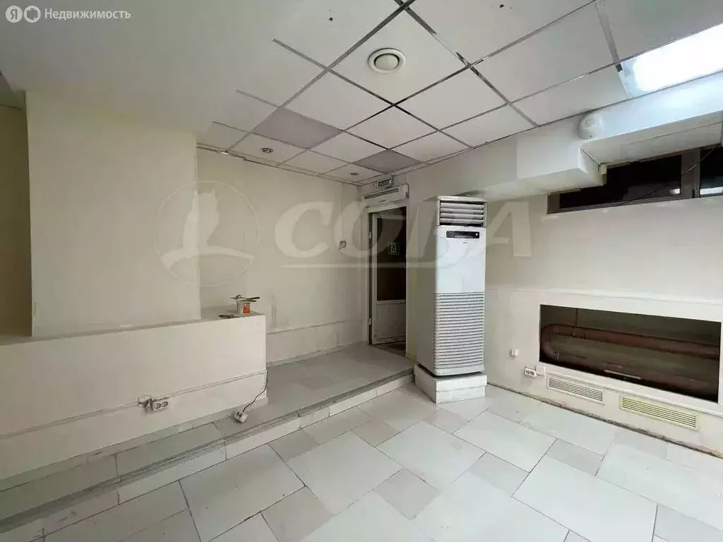 Торговая площадь (200 м) - Фото 1