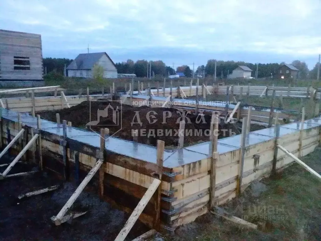 Участок в Кемеровская область, Топки ул. Юбилейная (12.0 сот.) - Фото 1