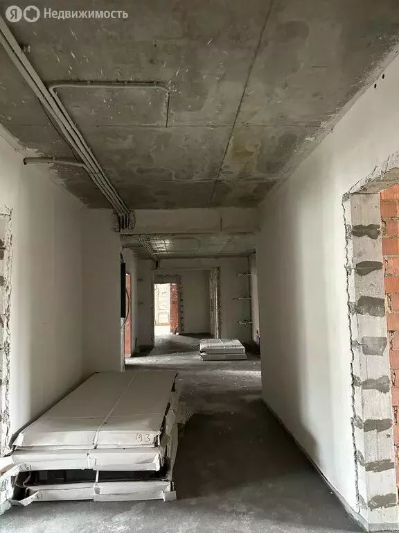 3-комнатная квартира: Владикавказ, улица 8 Марта, 6 (96.7 м) - Фото 2