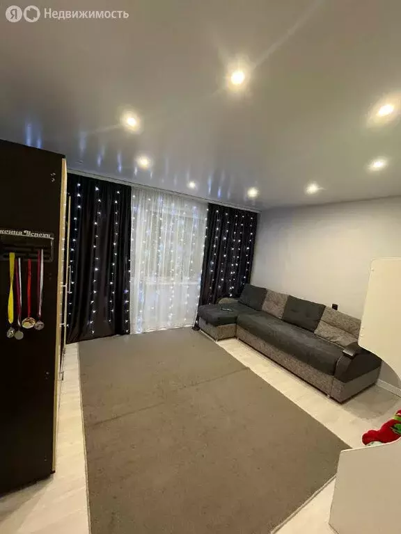 2-комнатная квартира: Курган, жилой район Заозёрный, 1-й микрорайон, ... - Фото 1