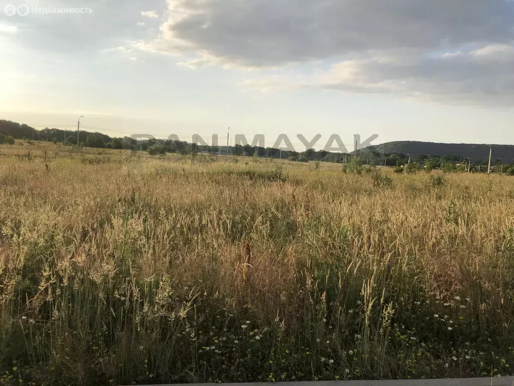 Участок в посёлок Табачный, 3-я Кизиловая улица (5.04 м) - Фото 1