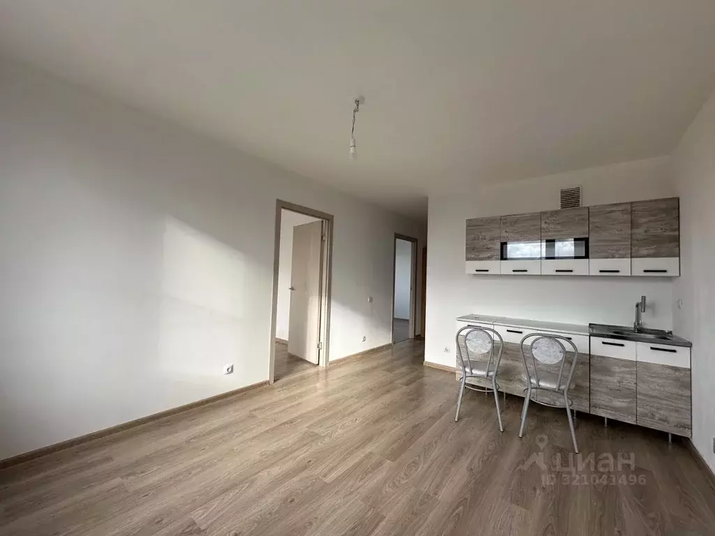 2-к кв. Свердловская область, Екатеринбург ул. Чемпионов, 15 (49.0 м) - Фото 0