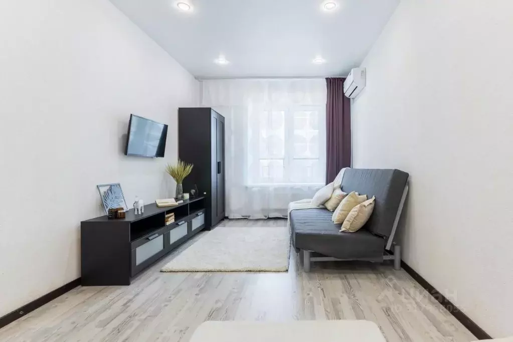 1-к кв. Татарстан, Казань ул. Разведчика Ахмерова, 7 (45.0 м) - Фото 0