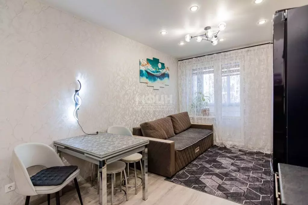 3-к кв. Карелия, Петрозаводск бул. Интернационалистов, 8 (67.63 м) - Фото 1