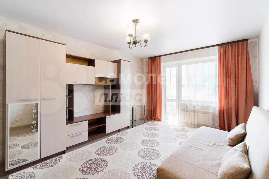 1-к. квартира, 37 м, 1/10 эт. - Фото 1