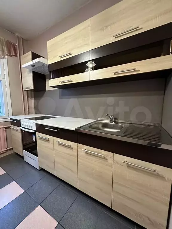 3-к. квартира, 70 м, 6/9 эт. - Фото 0