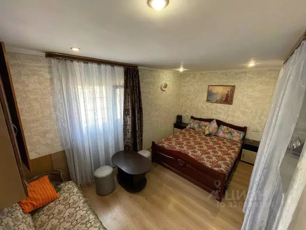 Дом в Крым, Саки ул. Морская, 9А (30 м) - Фото 1