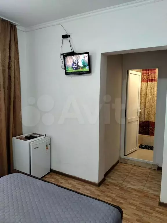 Комната 13 м, 1/4 эт. - Фото 1