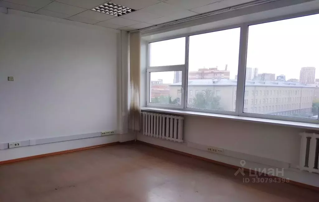 Офис в Новосибирская область, Новосибирск Красный просп., 47 (36 м) - Фото 1