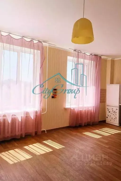 2-к кв. Оренбургская область, Оренбург ул. Сергея Лазо, 14 (75.0 м) - Фото 1