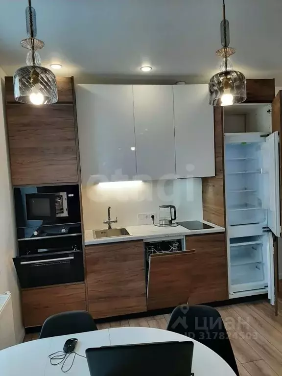 2-к кв. Татарстан, Казань Бухарская ул., 32к2 (56.0 м) - Фото 1