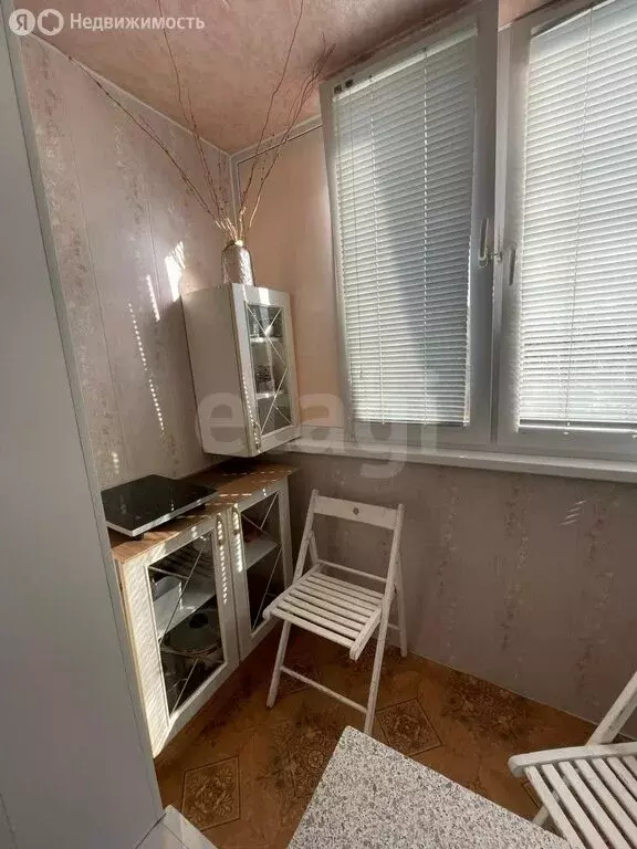 Квартира-студия: Тюмень, улица 30 лет Победы, 81 (15 м) - Фото 2