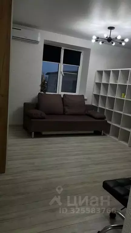 1-к кв. Волгоградская область, Камышин Пролетарская ул., 31 (31.0 м) - Фото 1