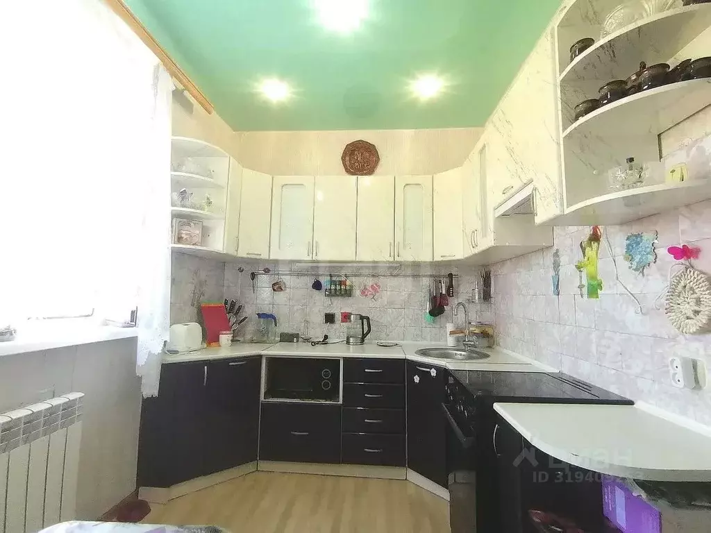3-к кв. Хабаровский край, Николаевск-на-Амуре ул. Орлова, 13 (69.0 м) - Фото 0