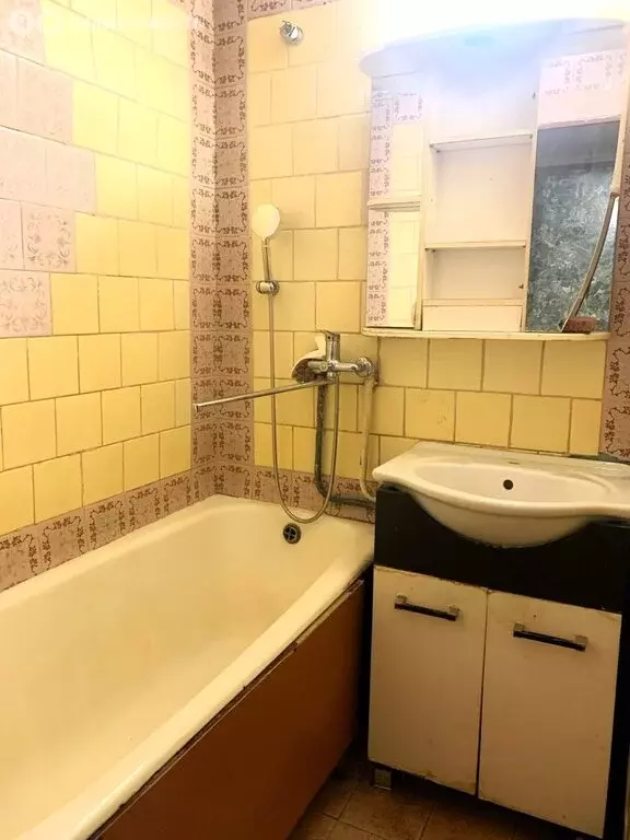 3-комнатная квартира: Москва, улица Маршала Федоренко, 2к2 (62.97 м) - Фото 1