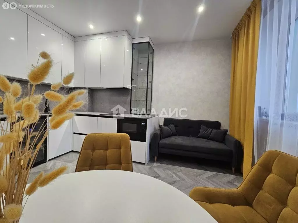 2-комнатная квартира: Зеленоградск, улица имени Гвардии Рядового ... - Фото 2