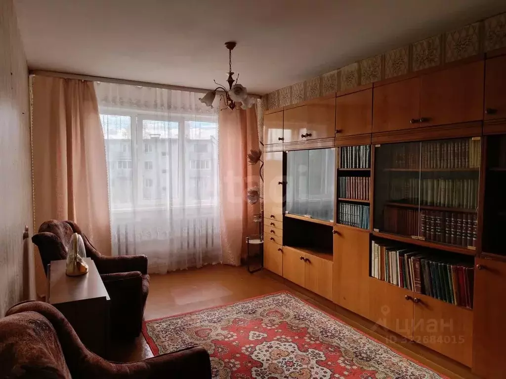 3-к кв. Псковская область, Остров ул. Меркурьева, 6 (67.2 м) - Фото 1