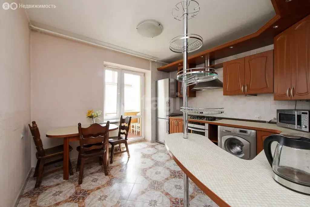 3-комнатная квартира: Калининград, Брусничная улица, 11 (84.6 м) - Фото 1