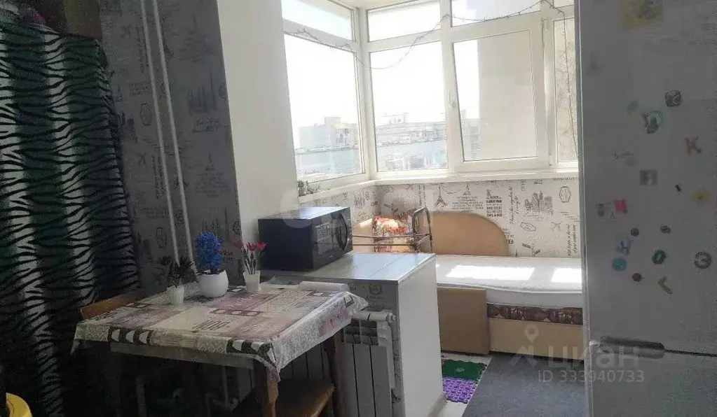 2-к кв. Крым, Щелкино Ленинский район, 60/2А (56.9 м) - Фото 1