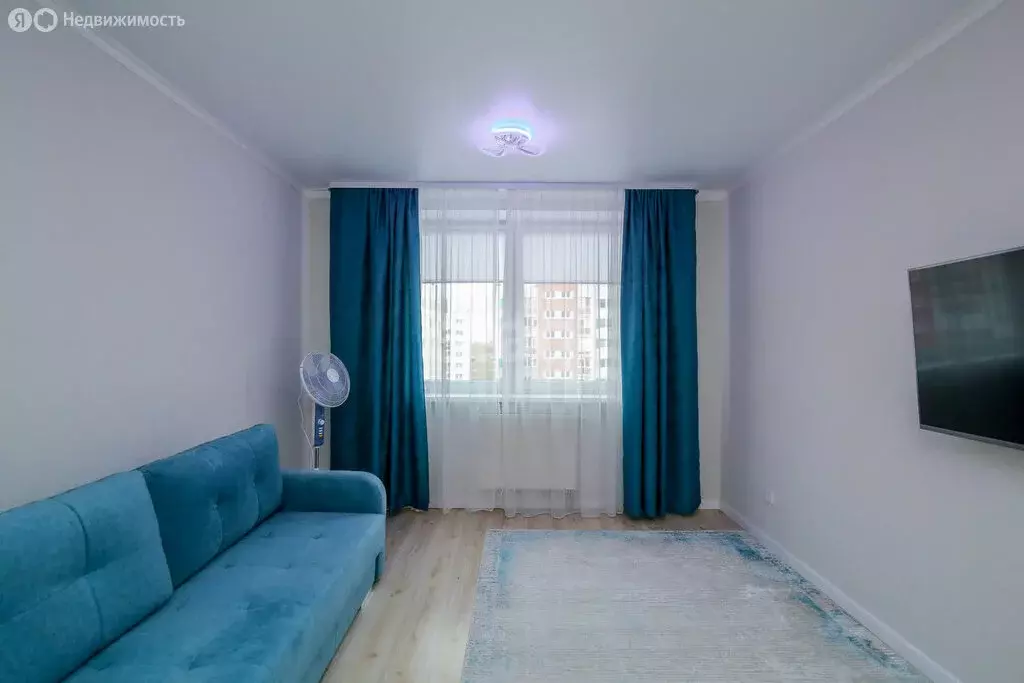 2-комнатная квартира: Калининград, улица Рихарда Зорге, 1 (57.4 м) - Фото 1