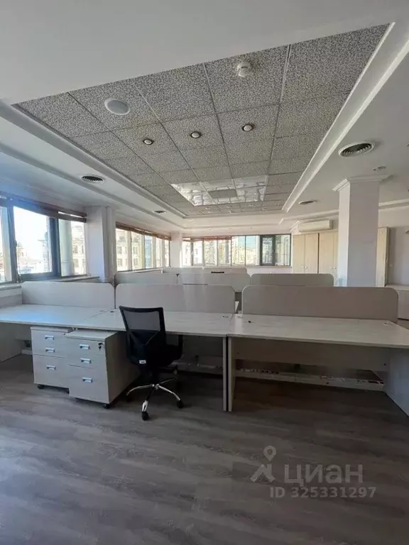 Офис в Москва ул. Большая Якиманка, 18 (2204 м) - Фото 2