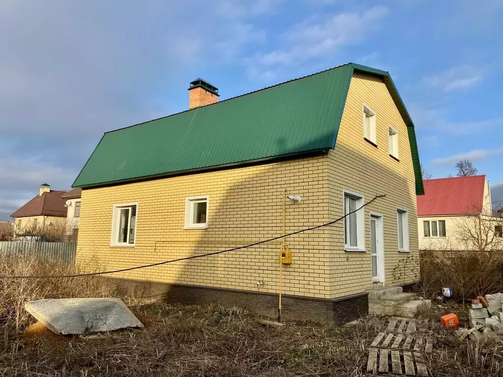 Дом в Свердловская область, Березовский ул. Красных Героев, 101 (154 ... - Фото 1