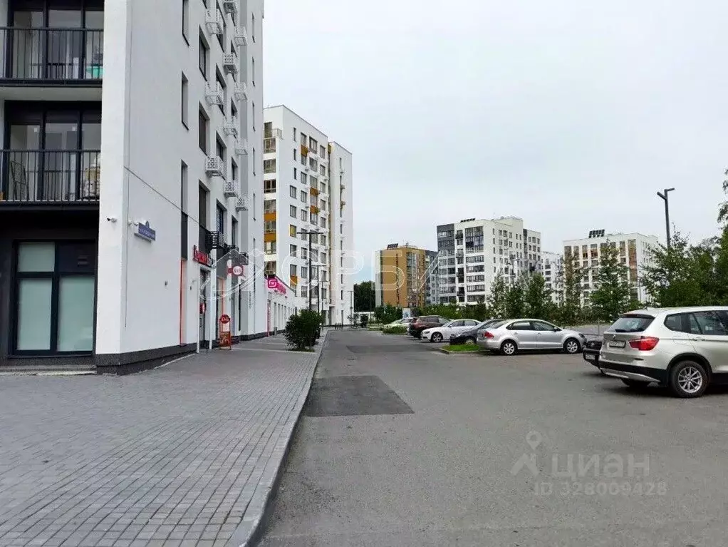 1-к кв. Тюменская область, Тюмень ул. Селекционная, 8 (48.1 м) - Фото 2