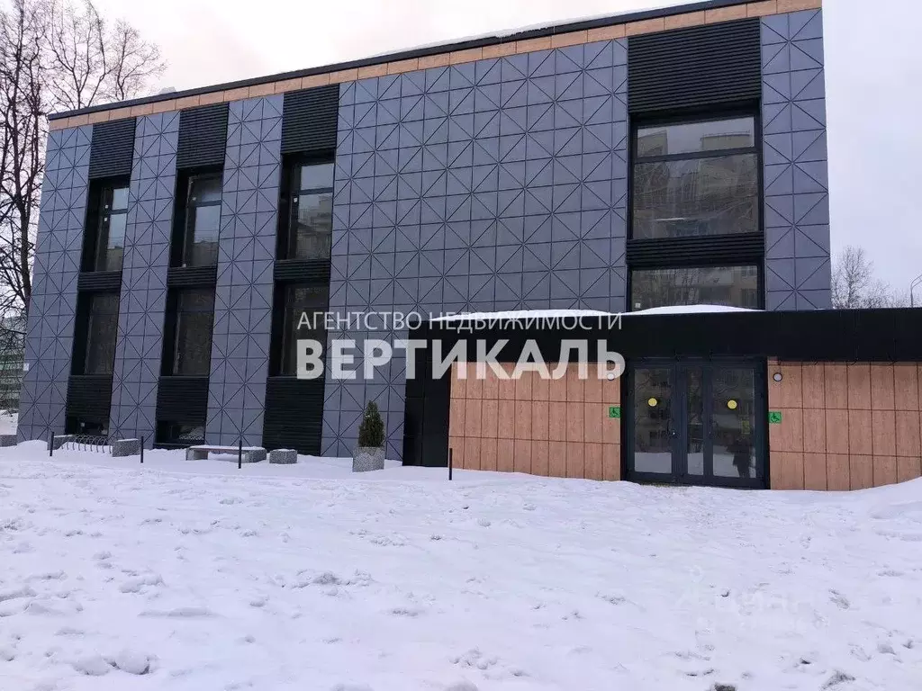 Помещение свободного назначения в Москва Беловежская ул., 4А (400 м) - Фото 2