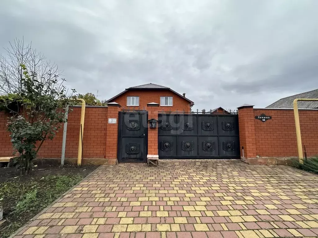 Дом в Белгородская область, Борисовский район, Стригуновское с/пос, с. ... - Фото 1