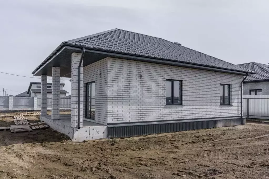 Дом в Тюменская область, Тюмень Пушкин мкр, ул. Годунова (100 м) - Фото 1