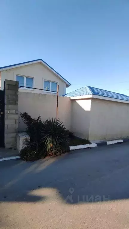 Дом в Севастополь ул. Авдеева, 71 (200 м) - Фото 2