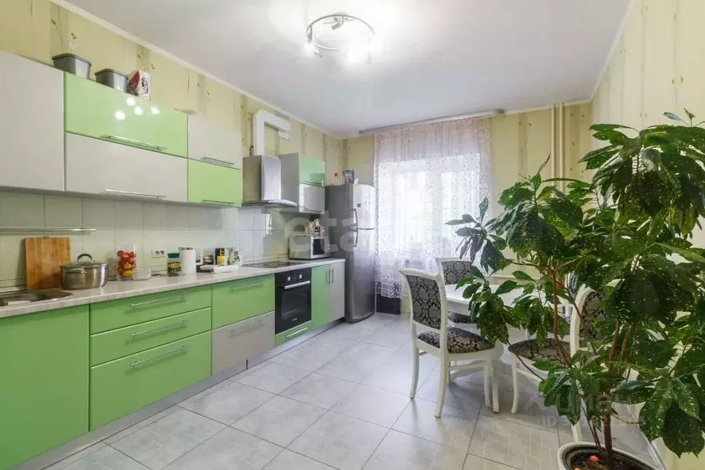 2-к кв. Вологодская область, Череповец ул. Раахе, 4 (77.2 м) - Фото 1