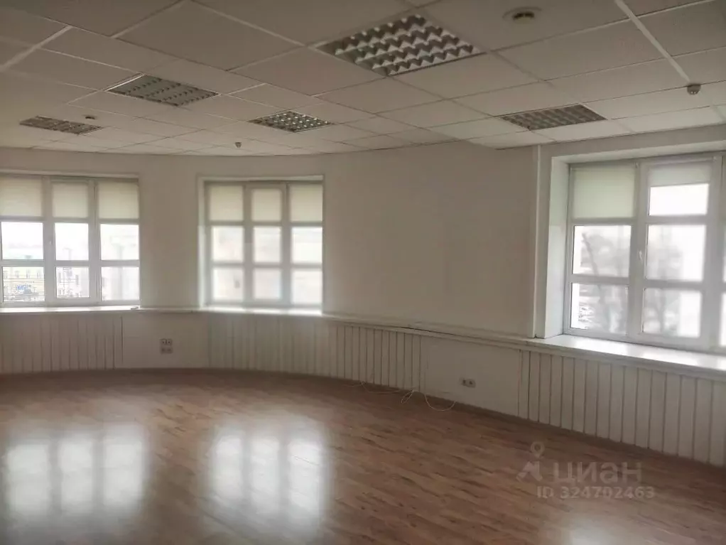 Офис в Удмуртия, Ижевск ул. Максима Горького, 68 (39 м) - Фото 1