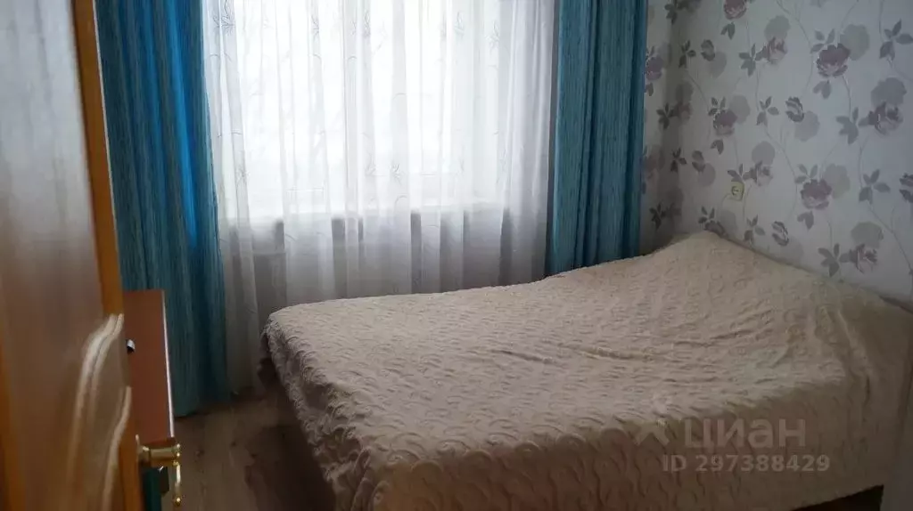 3-к кв. Псковская область, Псков Бастионная ул., 17 (65.0 м) - Фото 0