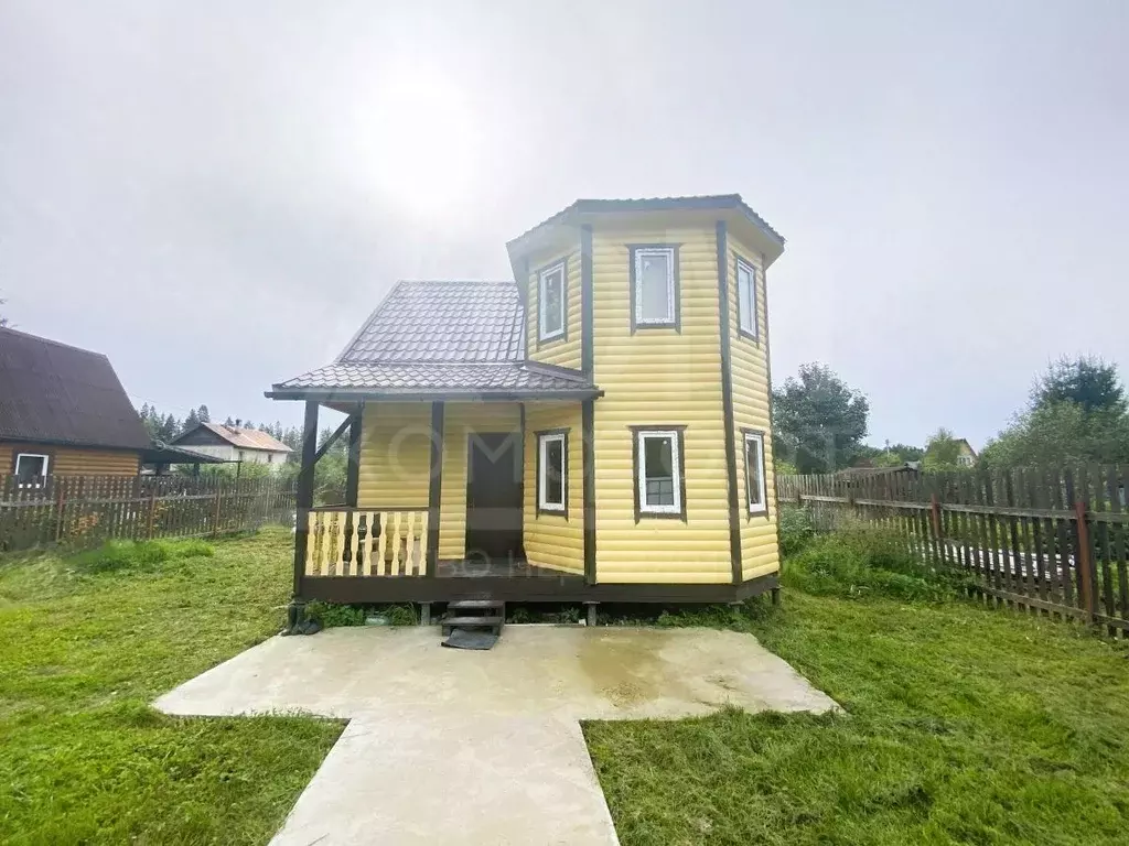 Дом в Ленинградская область, Приозерское городское поселение, Дорожник ... - Фото 1